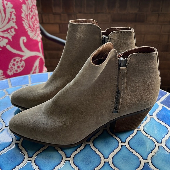 Frye and Co. Holly Military Suede Ankle Booties in Ash Womens Size 8.5 - Picture 8 of 8